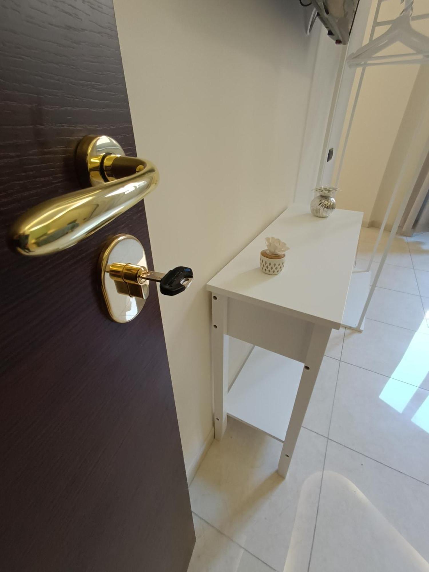 Residenza Geri - Suite And Home Napoli Centro Luaran gambar