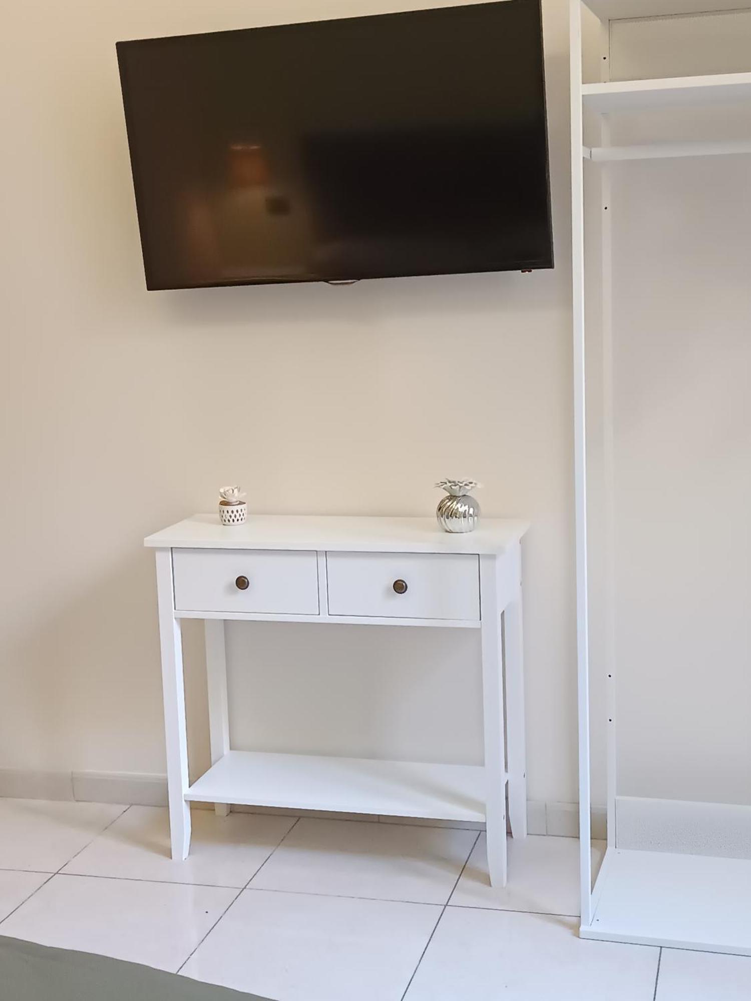 Residenza Geri - Suite And Home Napoli Centro Luaran gambar