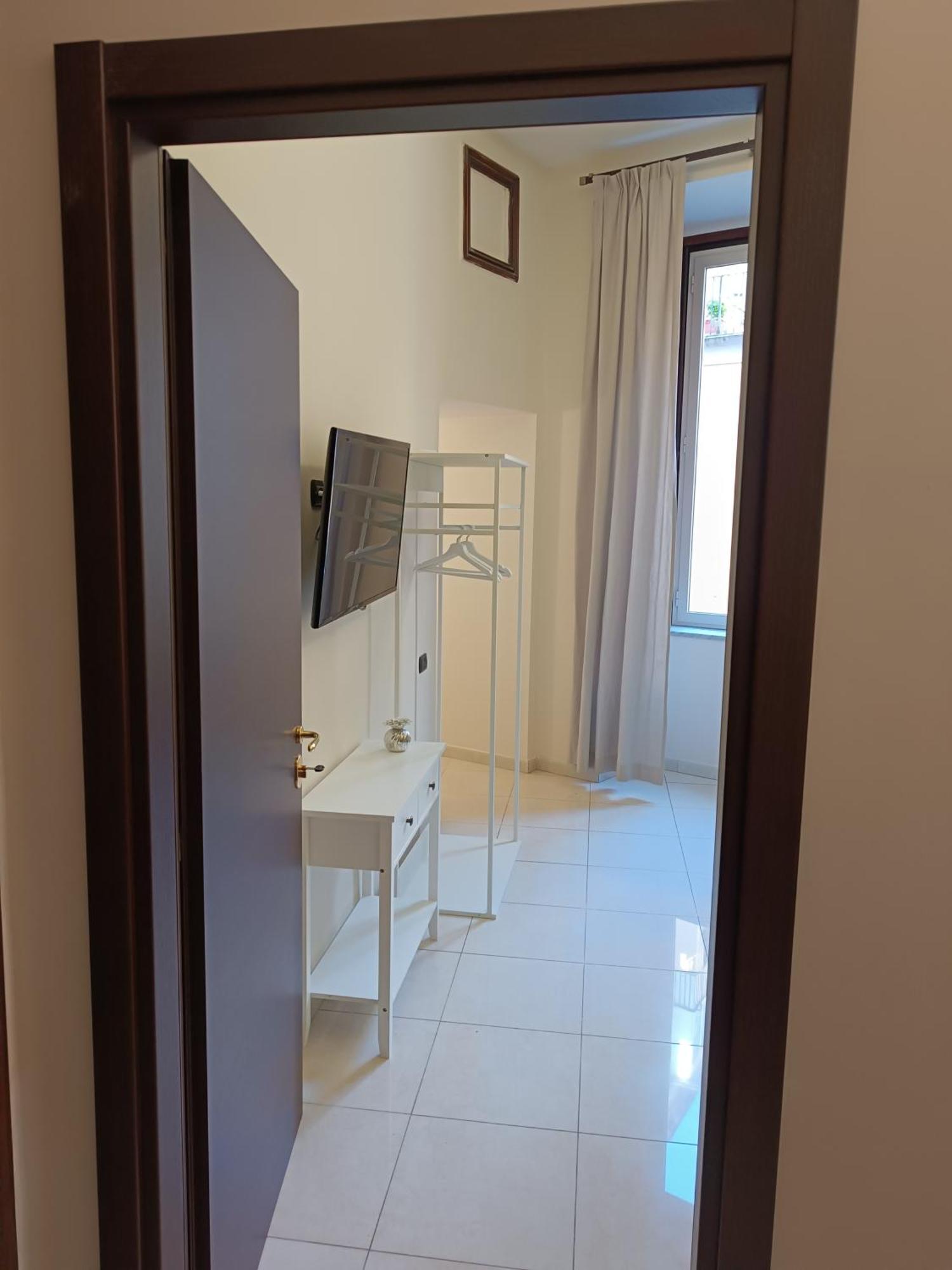 Residenza Geri - Suite And Home Napoli Centro Luaran gambar