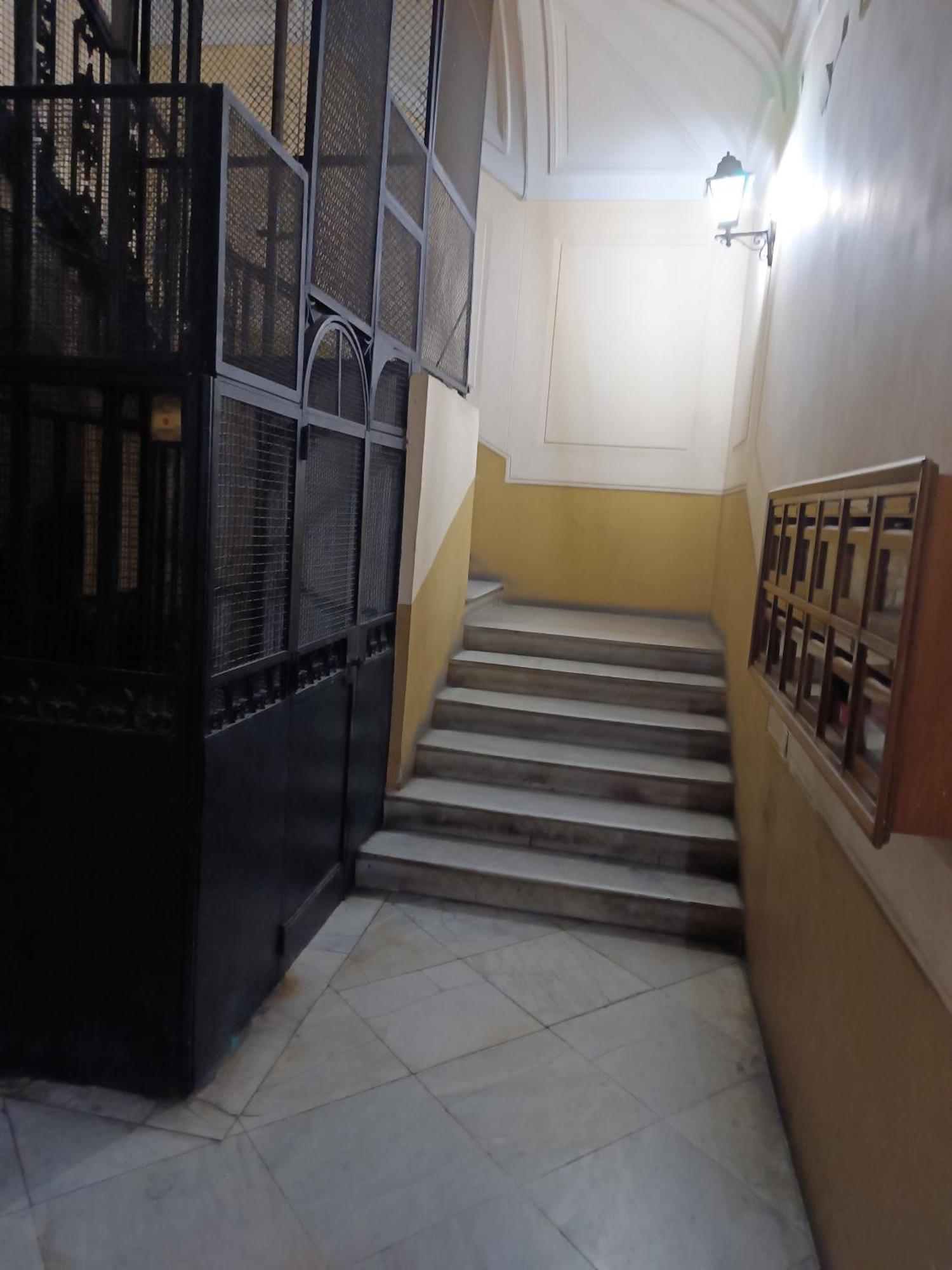 Residenza Geri - Suite And Home Napoli Centro Luaran gambar