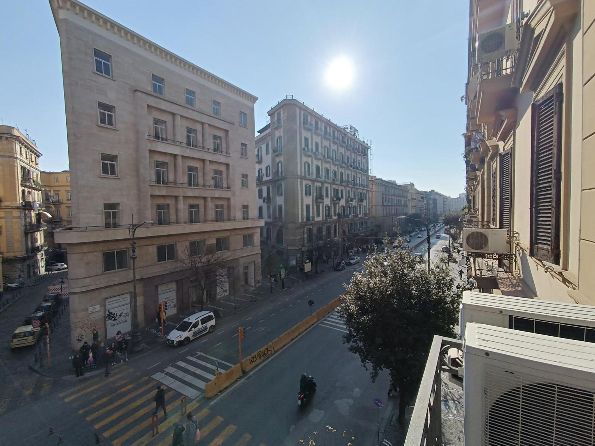 Residenza Geri - Suite And Home Napoli Centro Luaran gambar
